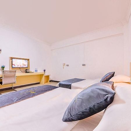 Guangzhou Airport Voyage Service Apartment Baiyun Airport Exterior photo