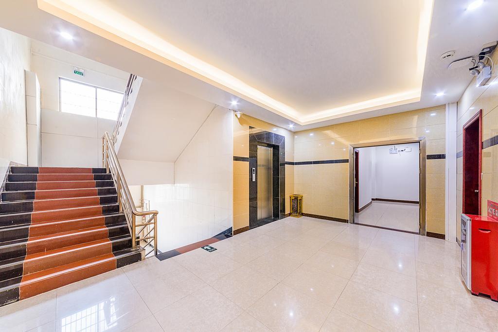 Guangzhou Airport Voyage Service Apartment Baiyun Airport Exterior photo