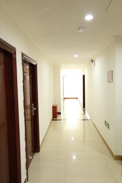 Guangzhou Airport Voyage Service Apartment Baiyun Airport Room photo